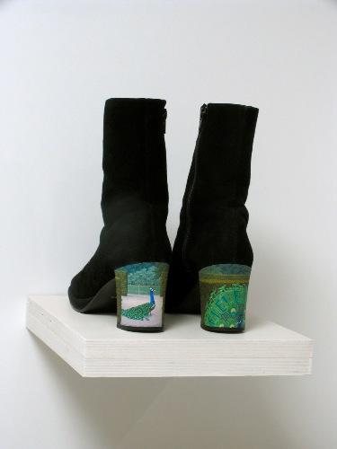 Sarjasta Mielipidepuutarhoja: Riikinkukot, 2004